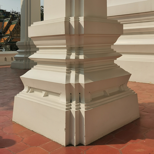 column's pole base