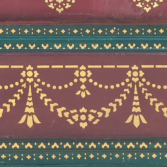 Thai Motif: Lai Fuang