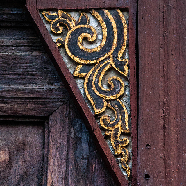 Lanna Glass Mosaic & gilded lacquer art