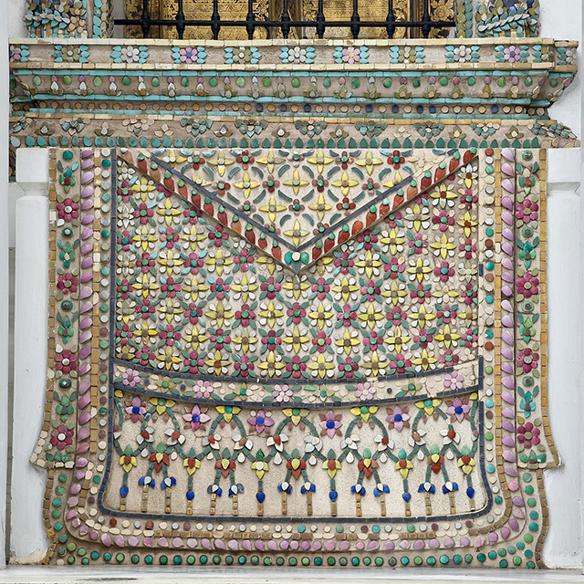 Thai Motif: Pah Thip