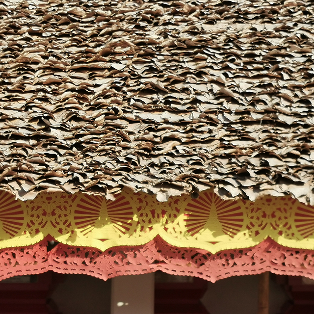 Tong Tueng  Roof (Pluang leaves)