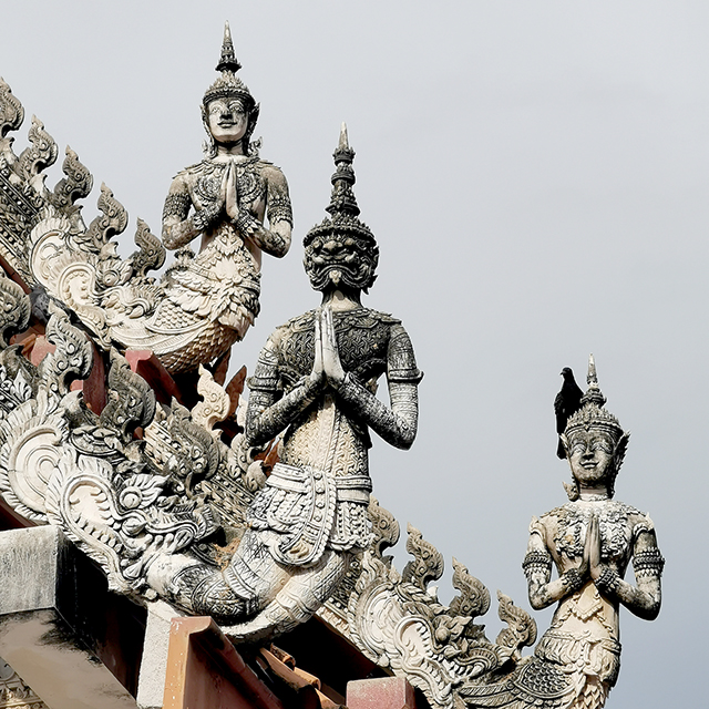 Roof Sculpture Decoration